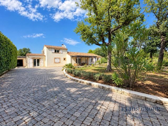 Maison 7 pièces 190 m²