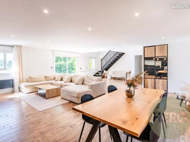 Maison 7 pièces 190 m²