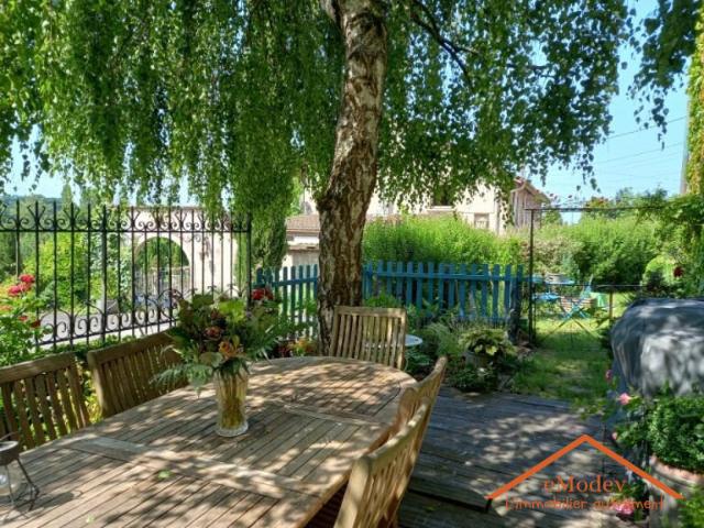 Maison 7 pièces 191 m²