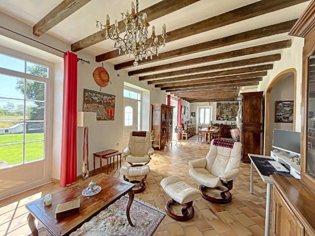 Maison 7 pièces 191 m²