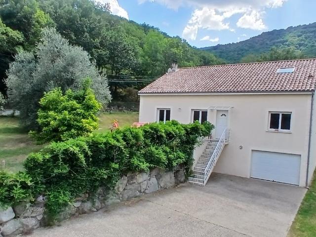 Maison 7 pièces 191 m²