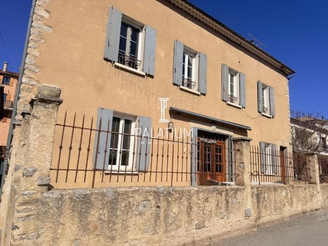 Maison 7 pièces 192 m²