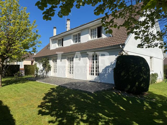 Maison 7 pièces 192 m²
