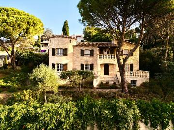 Maison 7 pièces 192 m²