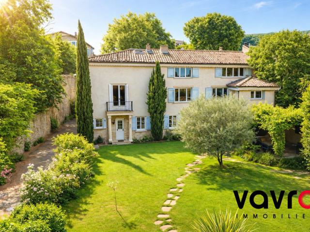 Maison 7 pièces 192 m²