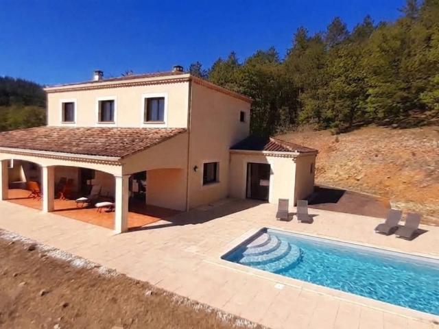 Maison 7 pièces 192 m²
