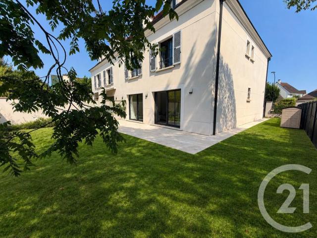 Maison 7 pièces 192 m²