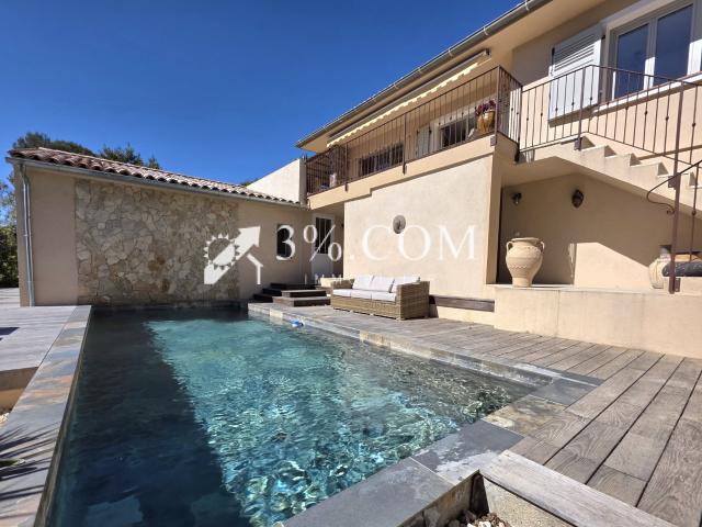 Maison 7 pièces 192 m²