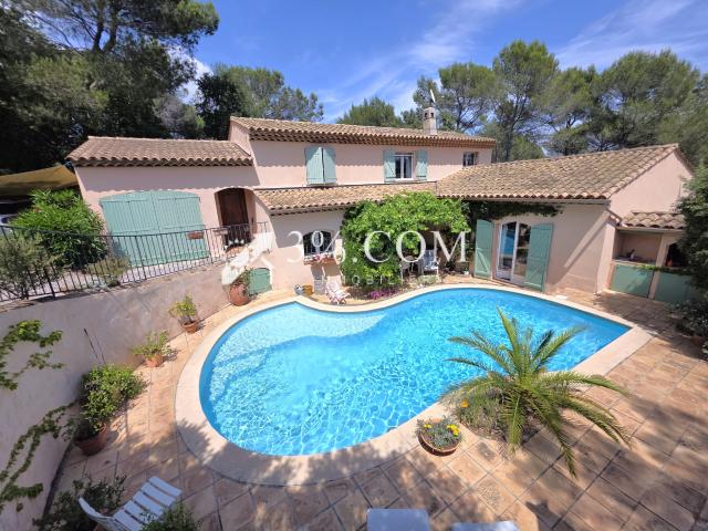 Maison 7 pièces 193 m²