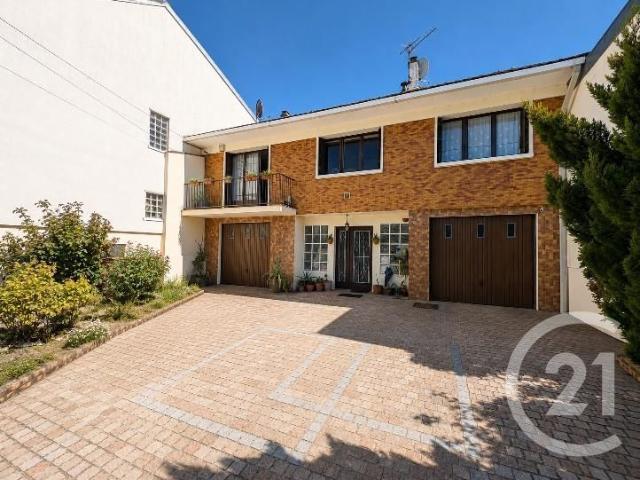Maison 7 pièces 193 m²