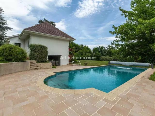 Maison 7 pièces 193 m²