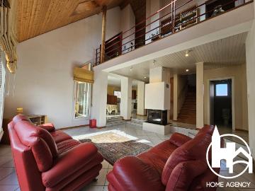 Maison 7 pièces 193 m²