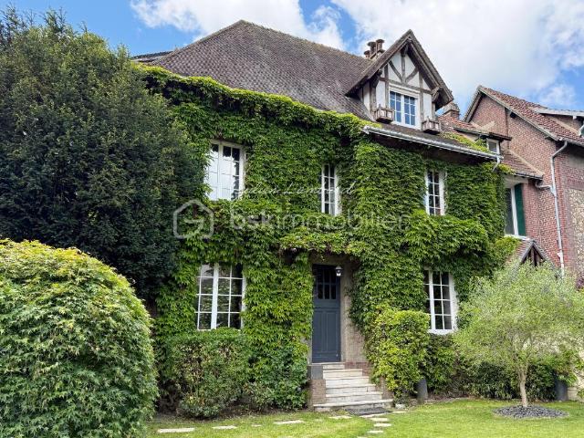Maison 7 pièces 210 m²