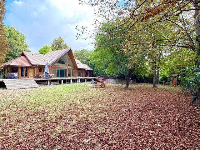 Maison 7 pièces 193 m²