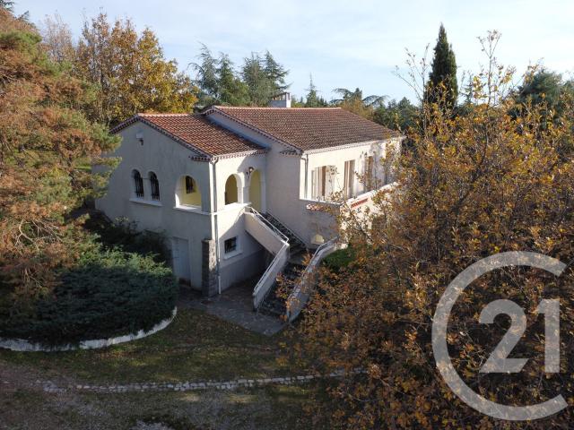 Maison 7 pièces 204 m²