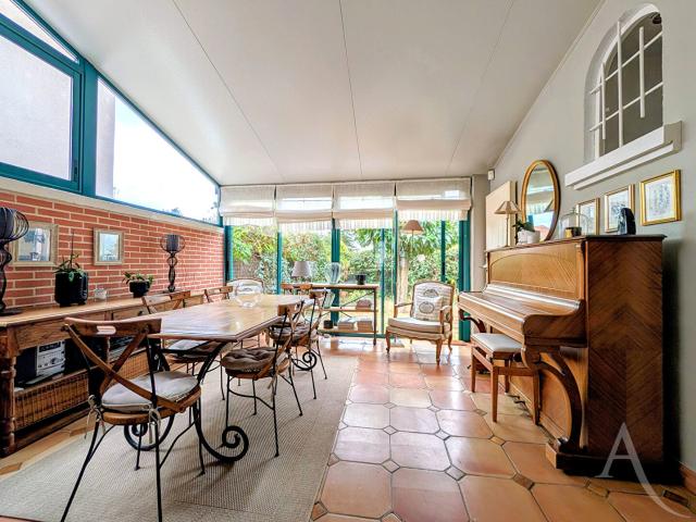 Maison 7 pièces 204 m²