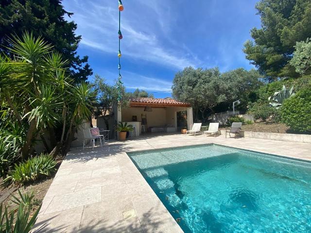 Maison 7 pièces 204 m²