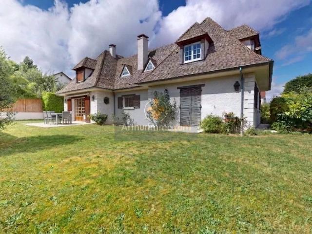 Maison 7 pièces 204 m²