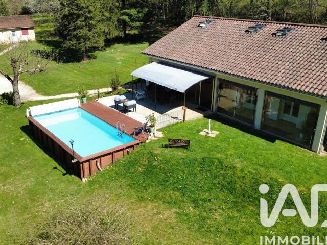 Maison 7 pièces 204 m²
