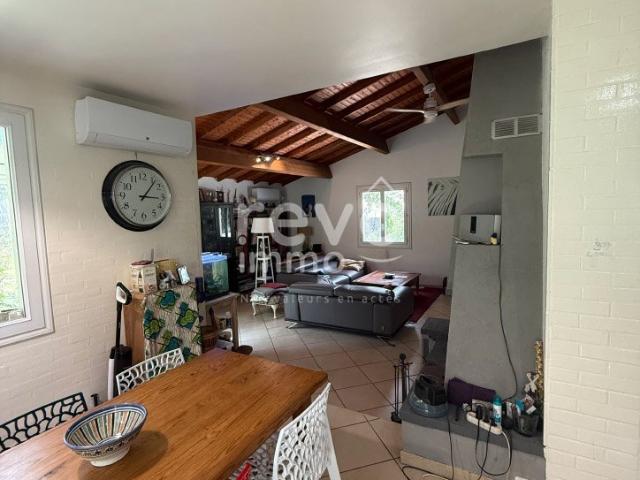 Maison 7 pièces 204 m²