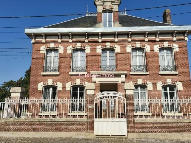 Maison 7 pièces 204 m²