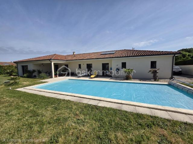 Maison 7 pièces 204 m²