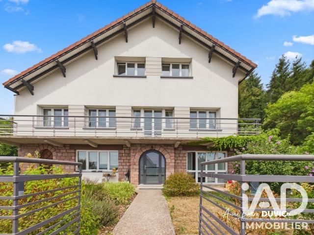 Maison 7 pièces 204 m²