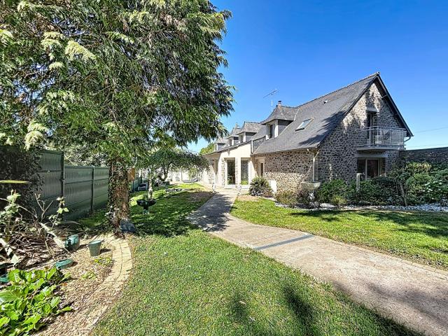Maison 7 pièces 204 m²