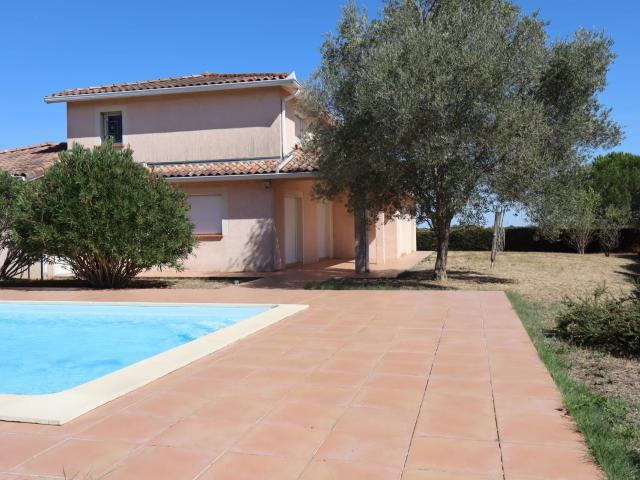 Maison 7 pièces 205 m²