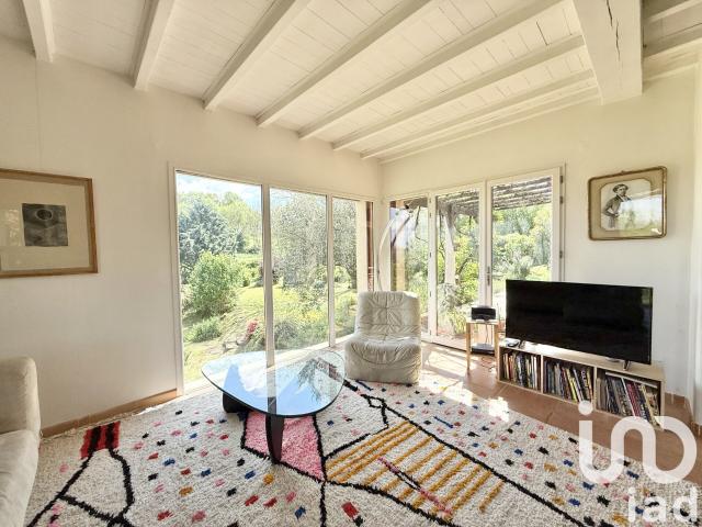 Maison 7 pièces 205 m²