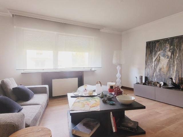 Maison 7 pièces 205 m²