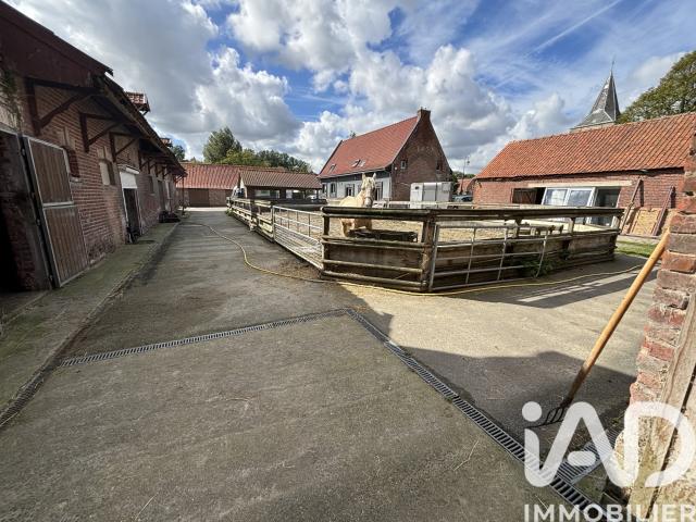 Maison 7 pièces 205 m²