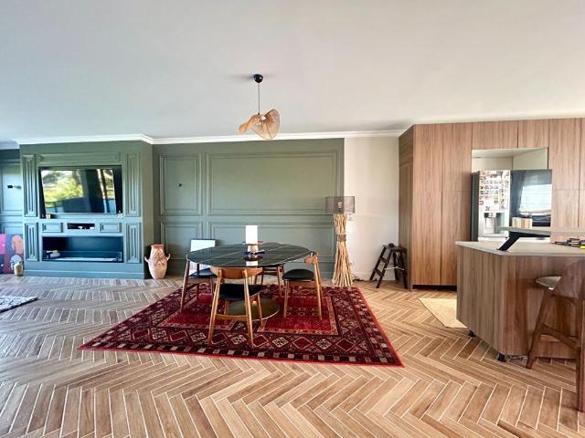 Maison 7 pièces 205 m²