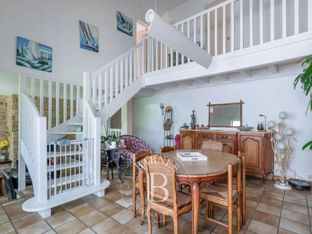 Maison 7 pièces 205 m²