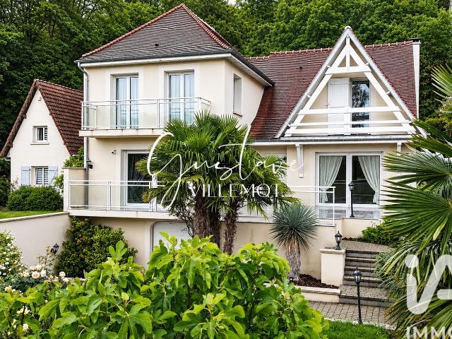 Maison 7 pièces 205 m²