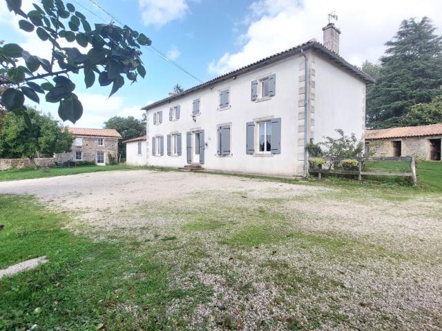 Maison 7 pièces 205 m²
