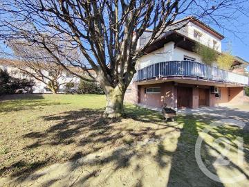 Maison 7 pièces 205 m²