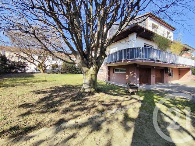 Maison 7 pièces 205 m²
