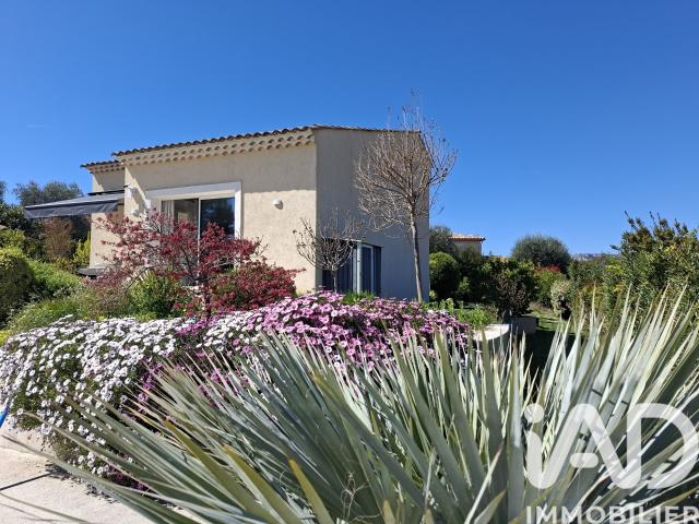 Maison 7 pièces 205 m²