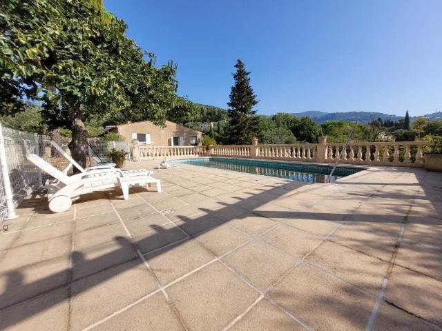Maison 7 pièces 205 m²