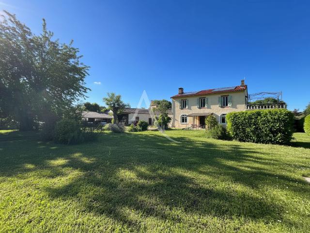 Maison 7 pièces 205 m²