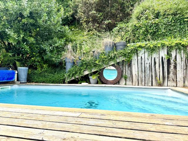 Maison 7 pièces 205 m²