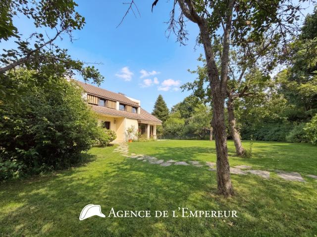 Maison 7 pièces 206 m²