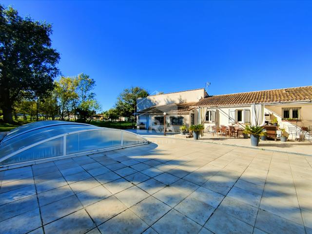 Maison 7 pièces 207 m²
