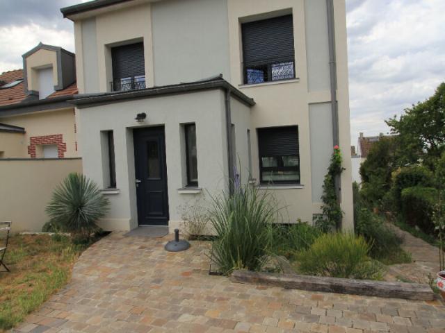 Maison 7 pièces 207 m²