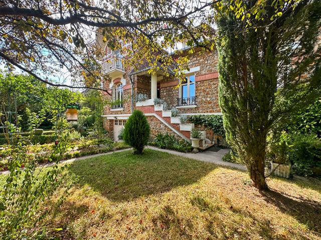 Maison 7 pièces 208 m²