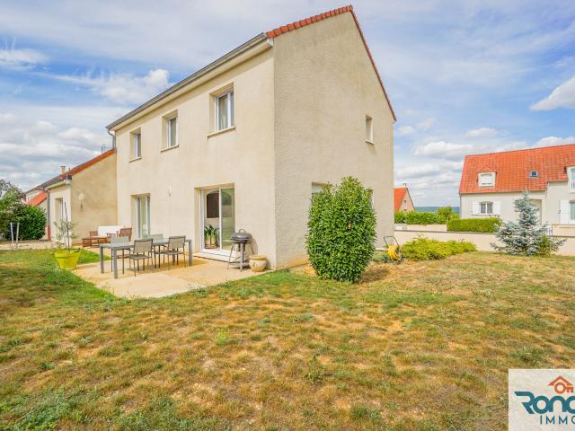 Maison 7 pièces 208 m²