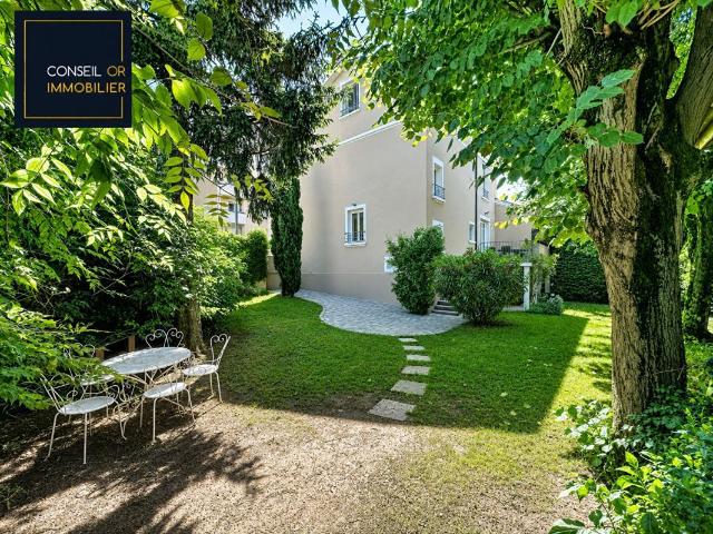 Maison 7 pièces 208 m²