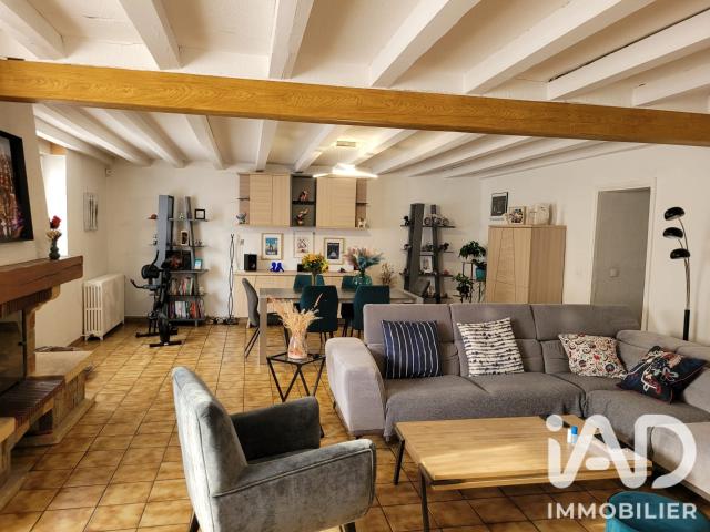 Maison 7 pièces 208 m²