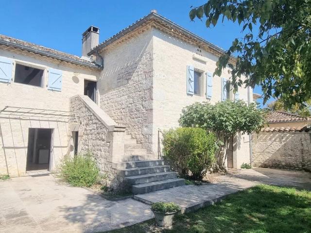 Maison 7 pièces 208 m²